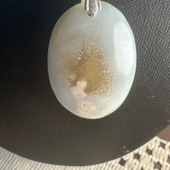 Flower Agate Round/Oval Pendant Necklace - Picture 8 of 10